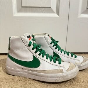 Green Nike Blazer Mid’ 77